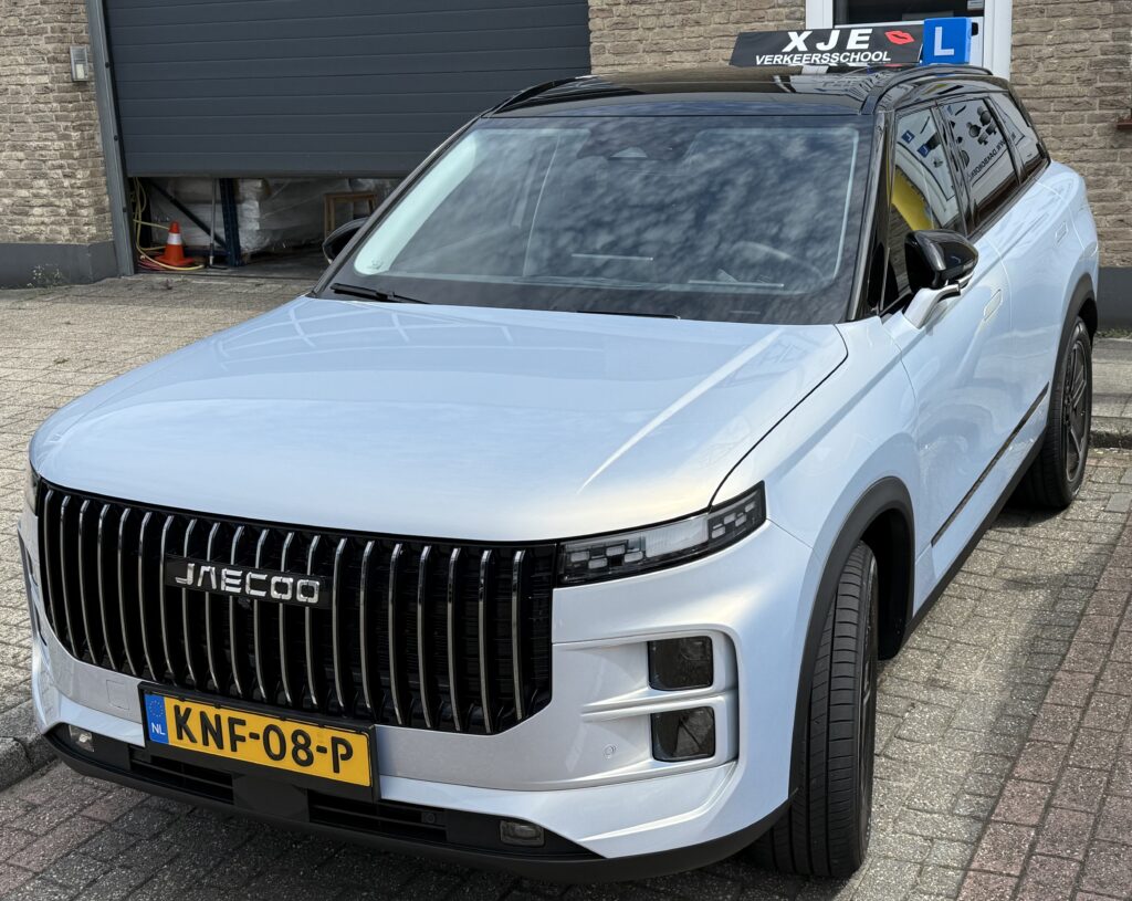 Automaat lesauto Verkeersschool X.J.E